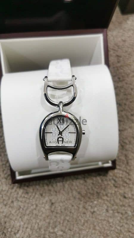 Aigner watch 0