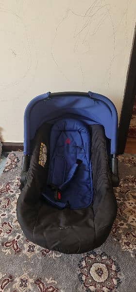 Car baby seat, high quality, excellent condition 1