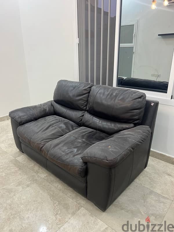 leather sofa 0