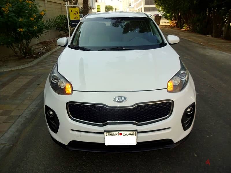 Kia Sportage GDI 2.4 L 2017 AWD White Well Maintained Urgent Sale 1