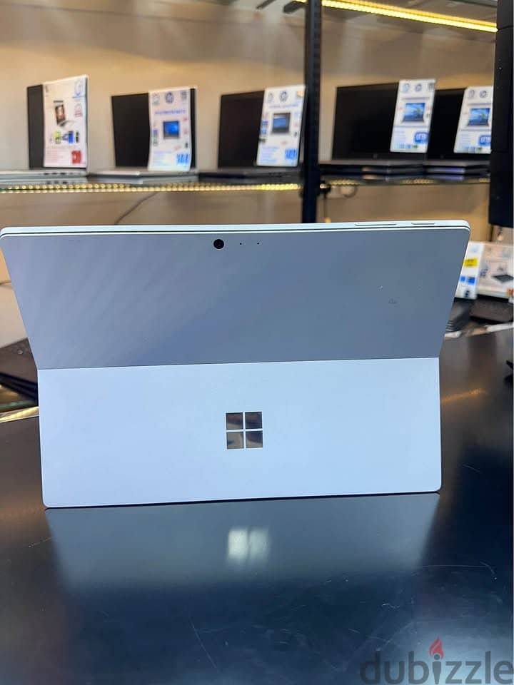 SURFACE PRO 5 Core i5-7th Gen 8GB Ram 256SSD 3