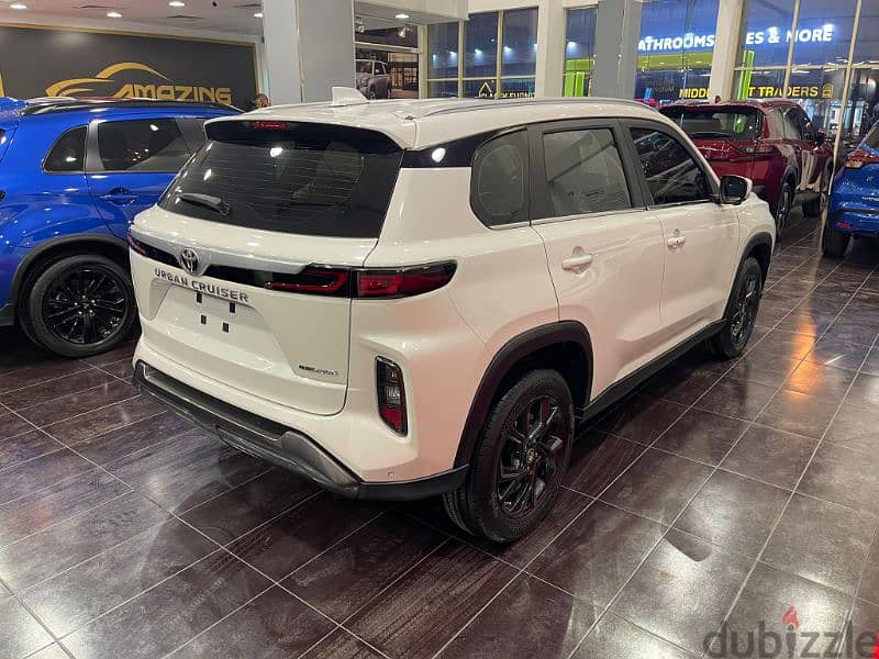 Toyota Urban Cruiser 2025 1