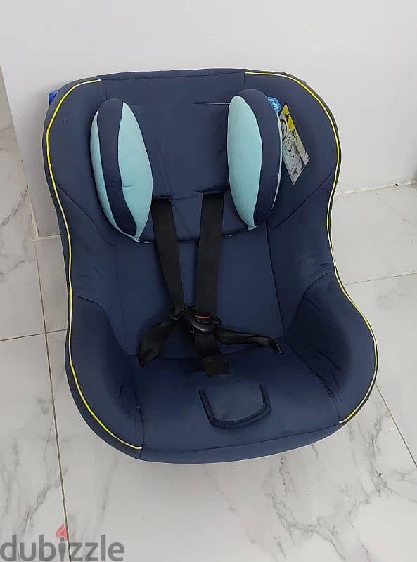 Junior's Speedwell Car Seat 4