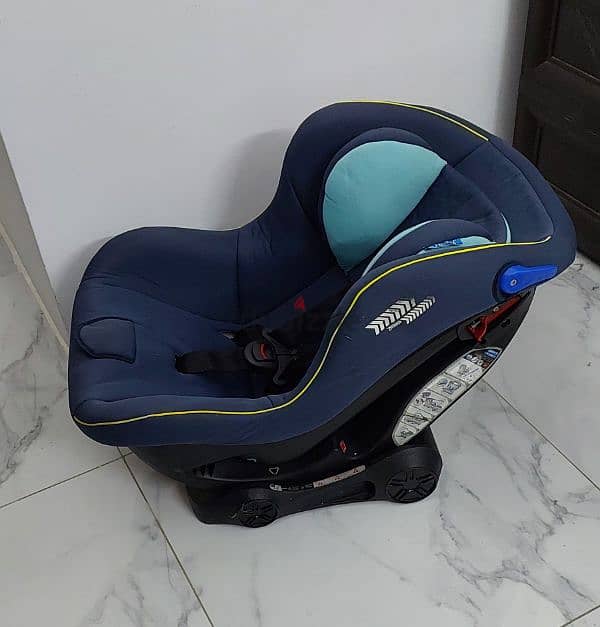 Junior's Speedwell Car Seat 5