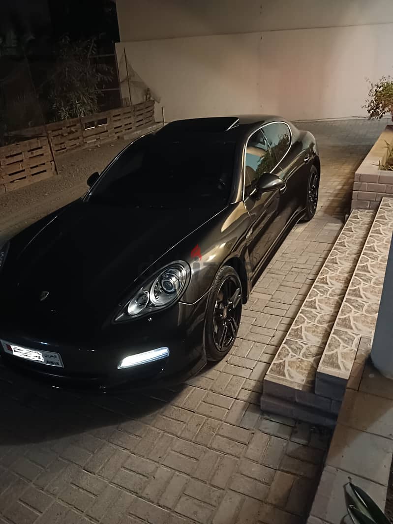 Porsche Panamera S 2011 (V8 Sport Plus Edition) 3