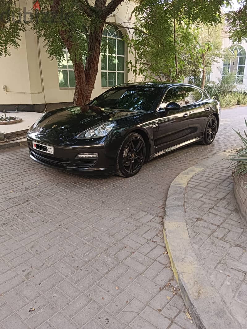 Porsche Panamera S 2011 (V8 Sport Plus Edition) 8