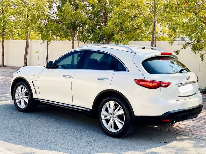 Infiniti QX70 2014 Model/Full Option/For sale 9