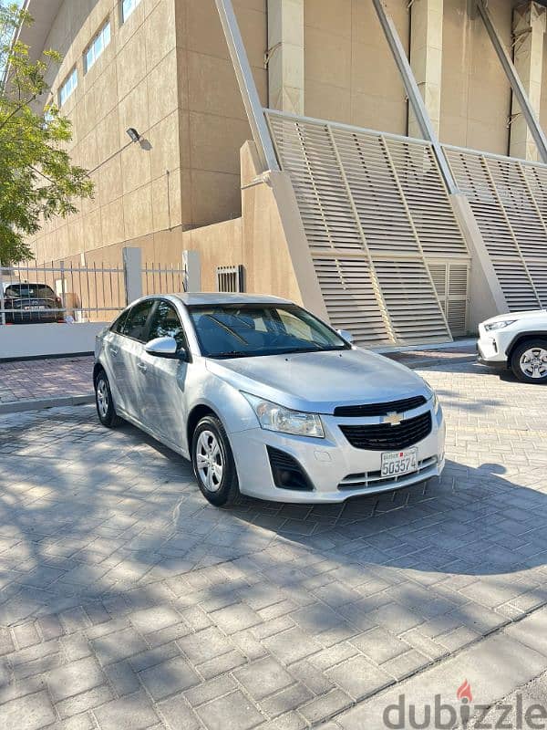 Chevrolet Cruze LS 2015 First Owner Low Millage Very Clean Condition 2