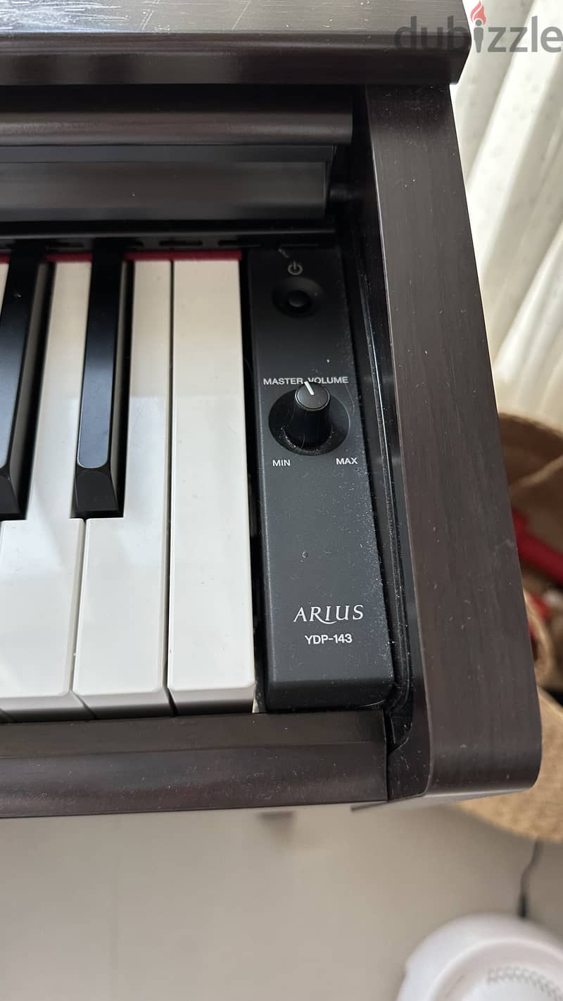 yamaha arius ydp-143 4