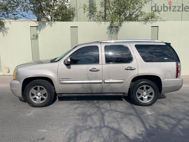 2007 model GMC Yukon Denali 2