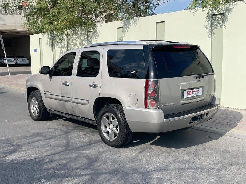 2007 model GMC Yukon Denali 3