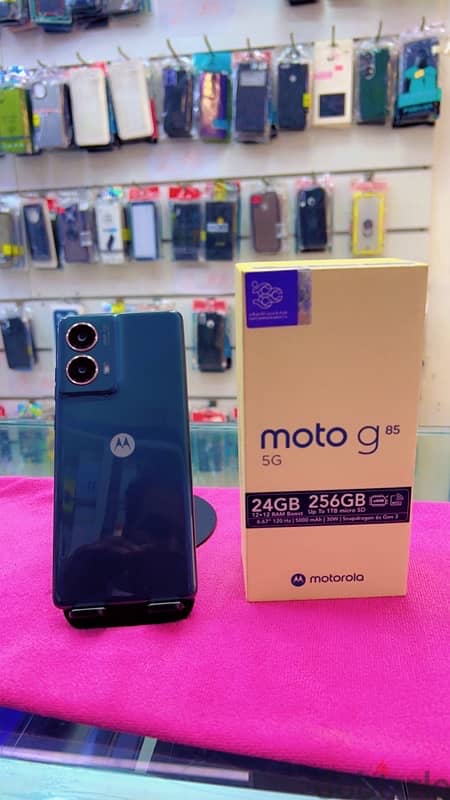 moto G85 12/256 like brand new 1 week use full warranty 2