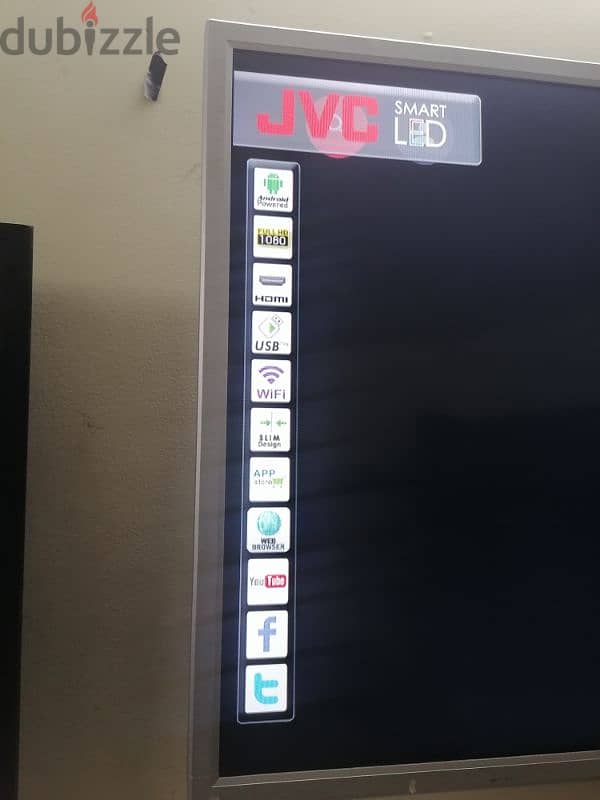 JVC SMART TV 52 INCH 7