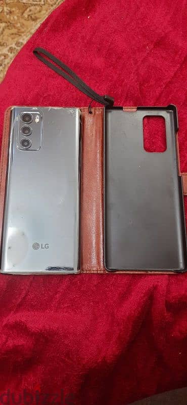 LG Wing 5g 8gb ram 256 storage with fixed product and with cover book 4