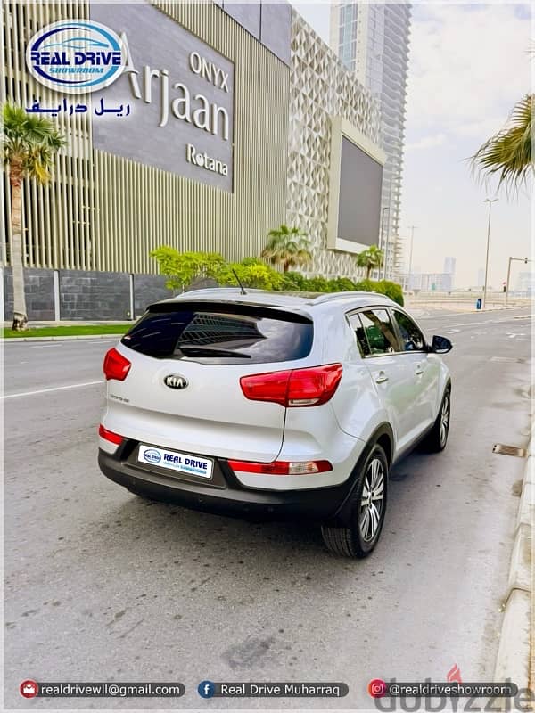 Kia Sportage - 2015 - Full Option - Well Maintained 9