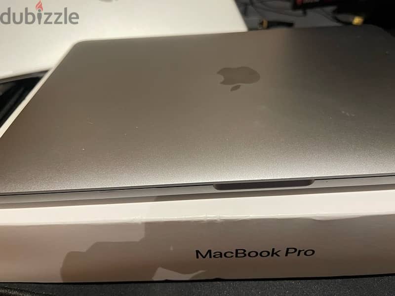 MacBook Pro 2020 13 inch 512GB 2