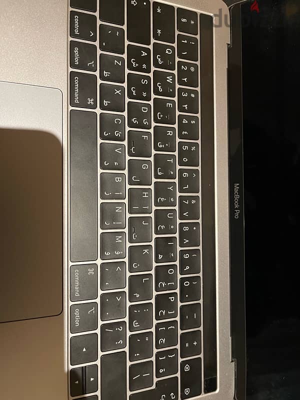 MacBook Pro 2020 13 inch 512GB 3