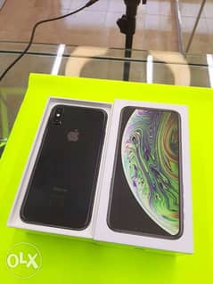 iPhone XS 64gb with box and all accessories original w 0