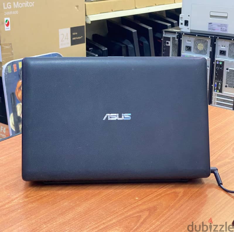 Asus Touch Screen Laptop Intel Celeron 12"HD Display 300GB HDD 2GB 5