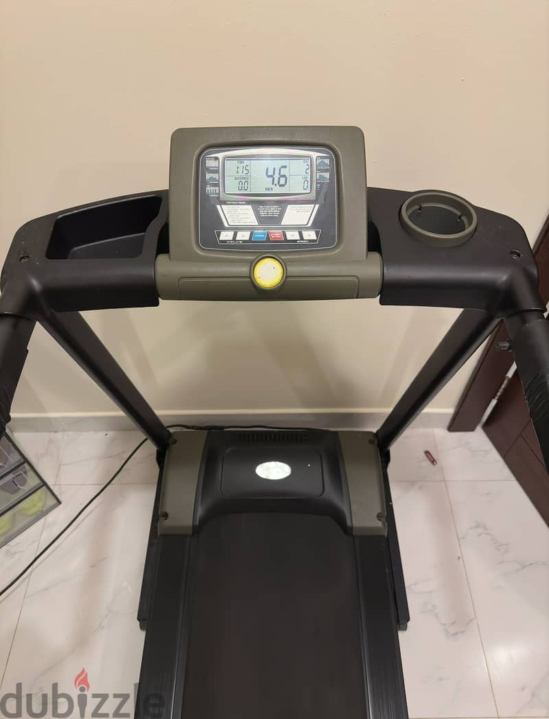 Multimachine home gym and treadmil, great condition 1