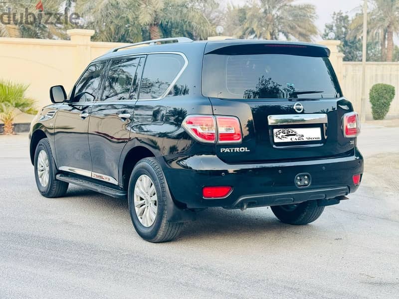 Nissan Patrol 2013 SE With Sunroof 1