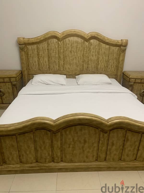 Bed Set With cabored 3