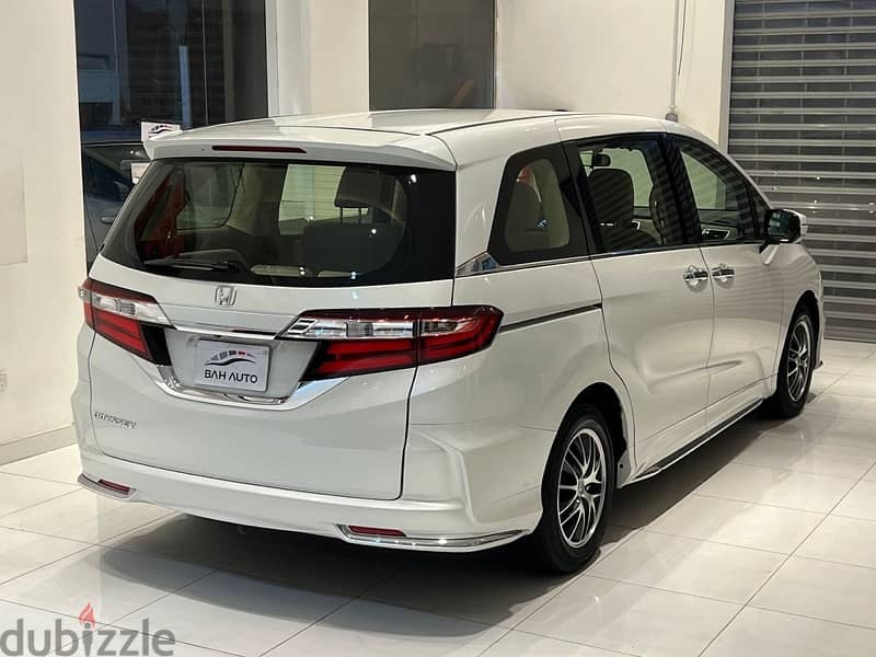 Honda Odyssey 2019 model v4 family 7 seater FOR SALE 7