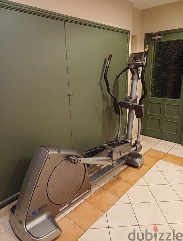 Cross trainer Heavy-duty  GOOD Condition 2