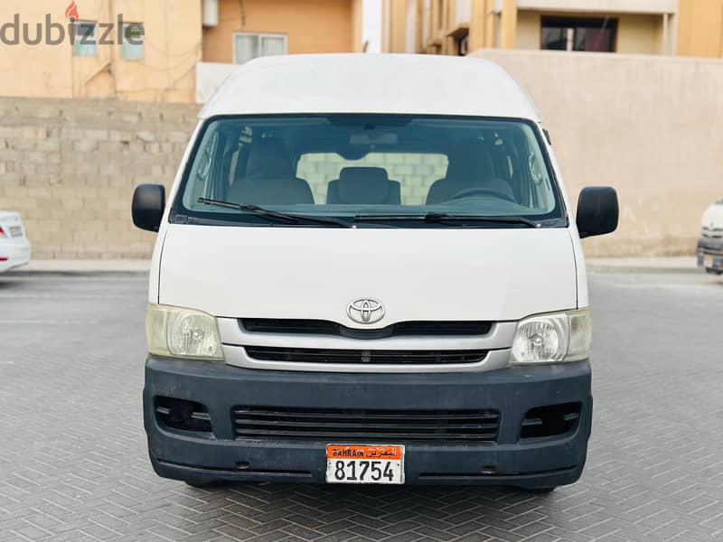 TOYOTA HIACE 2010 MODEL HIGHROOF GOODS VAN 2