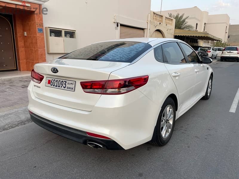 Kia Optima 2018 1