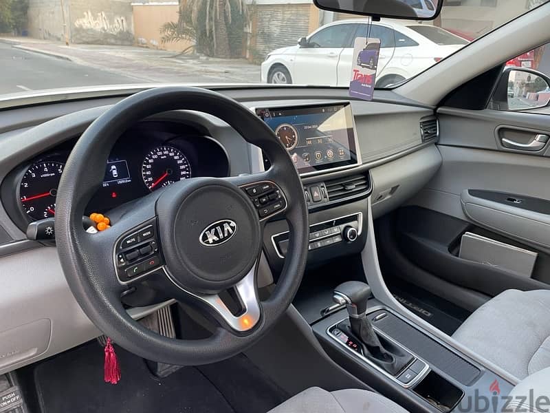 Kia Optima 2018 3