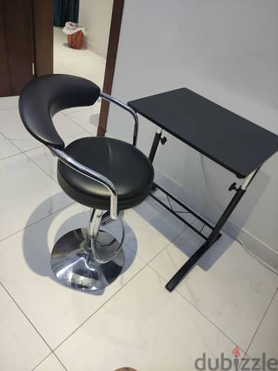 computer table with chair for sale