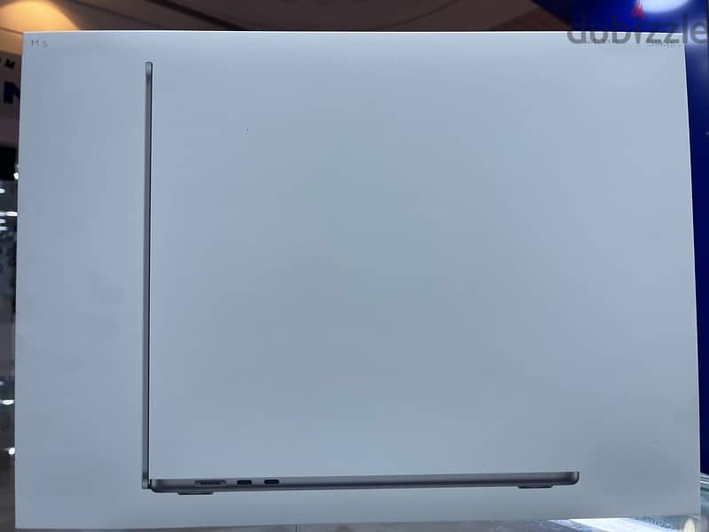 MacBook Air 15inch M3 24GB Ram 512GB SSD 0