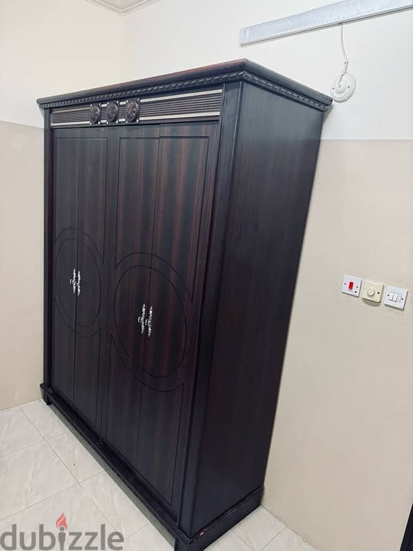 Cupboard for sale 7