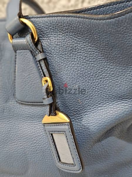 Prada Shoulder Bag in Blue Vitello Daino Leather and Gold hardware. 8