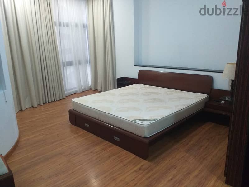 Spacious and modern apartment for rent in juffair 6