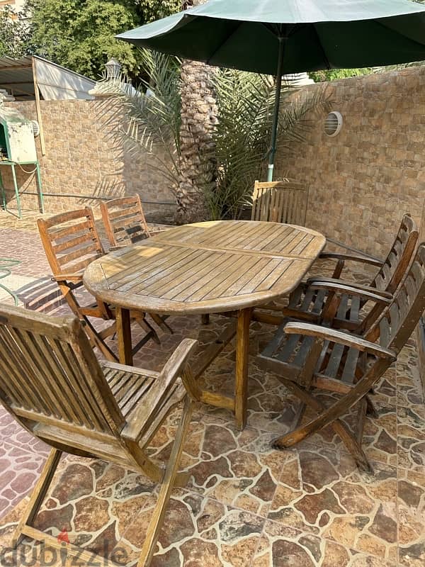 BBQ gas in excellent condition and outdoor furniture 6