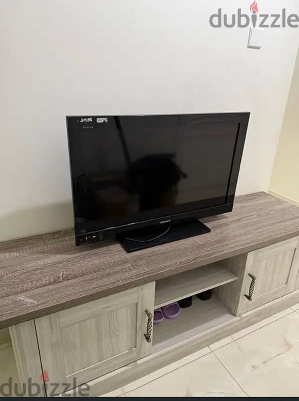 home box Trolley with sony TV 10