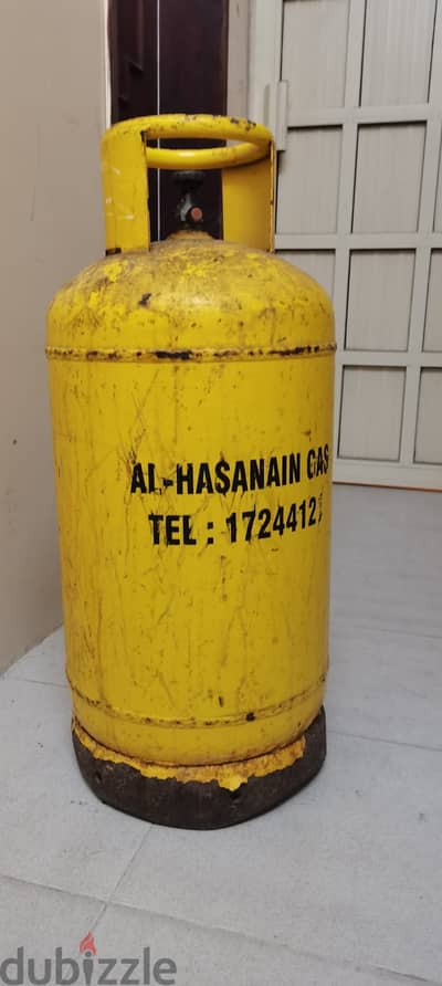 Gas cylinder