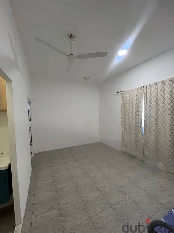 Semi furnished studio for rent in Budaiya with Ewa 0