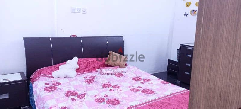 one studio flat for rent sanad near gulf university full furnished 0