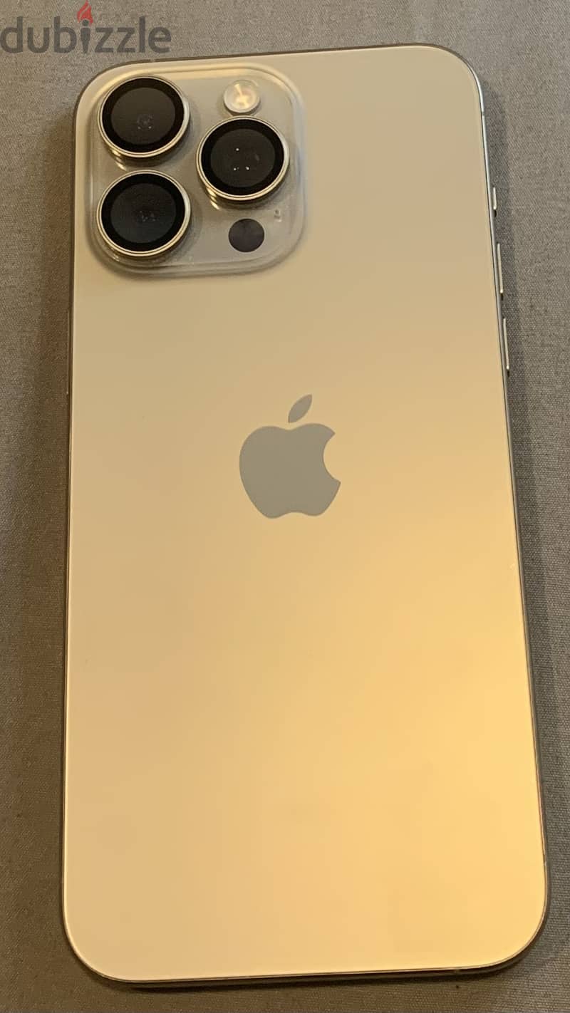 Apple - iPhone 15 Pro Max 1