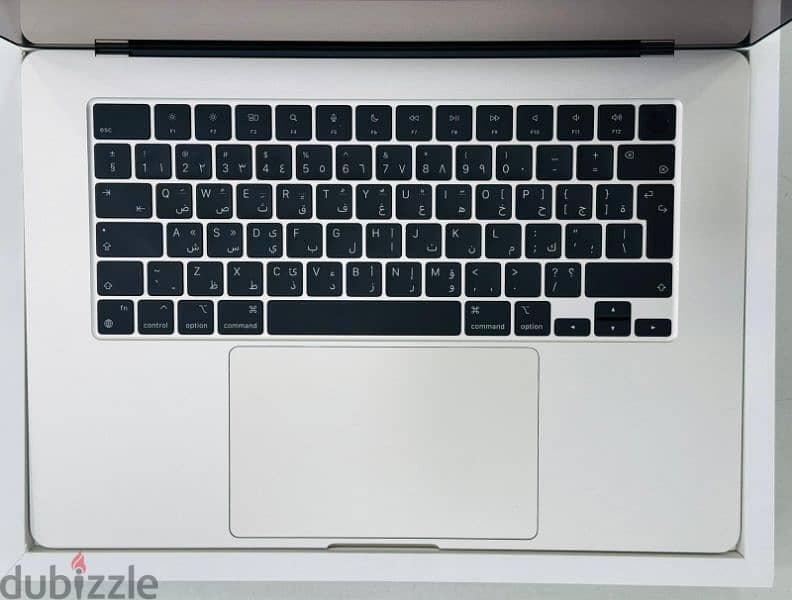 Macbook Air M3 512gb 2024 warrenty till September 2025 7