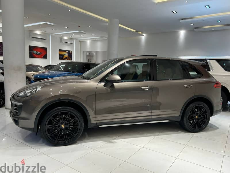 Porsche Cayenne S MODEL 2015 FOR SALE 3