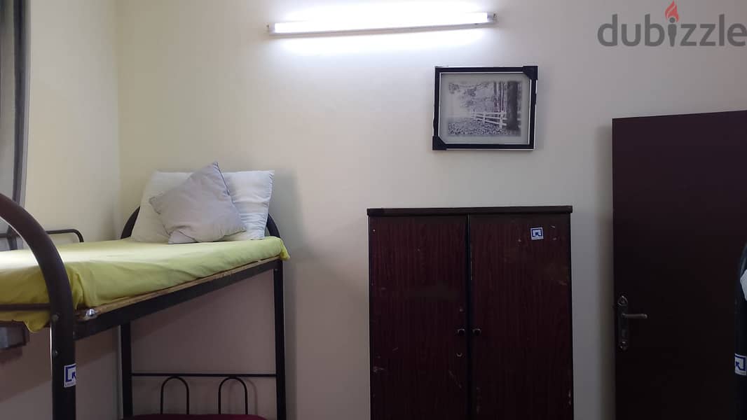 Bed Space bachelors 4/2/3/1 sharing in Gudaibiya Opposite lulu manama 15