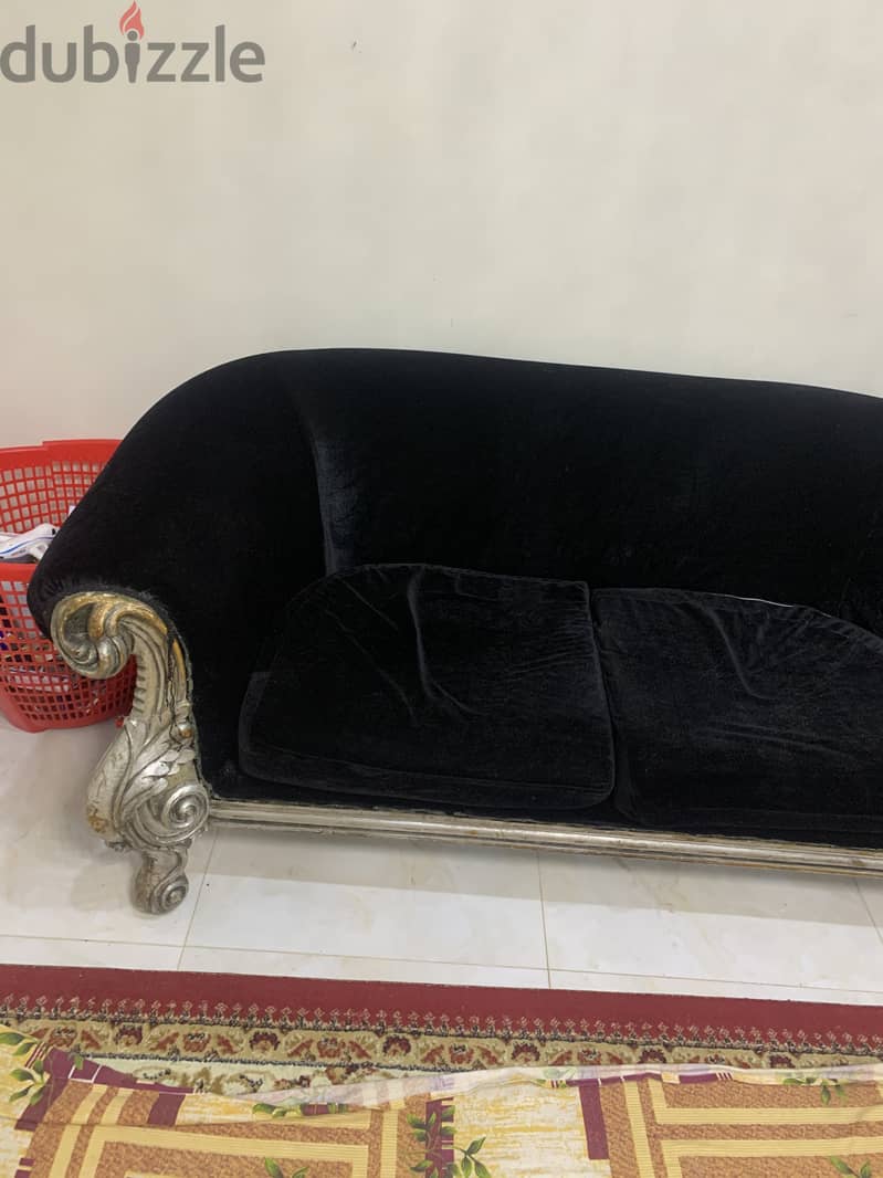 Sofa sets for urgent sale 1