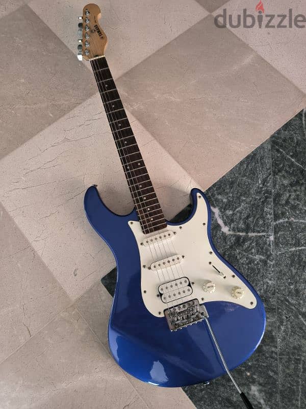 Yamaha Electric Guitar 0