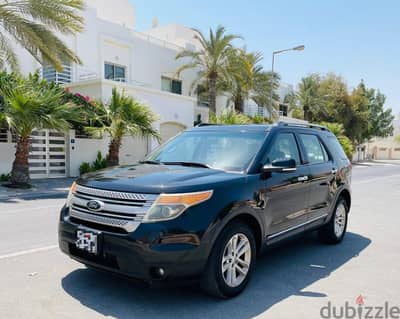 Ford Explorer 2013 model for sale. . .