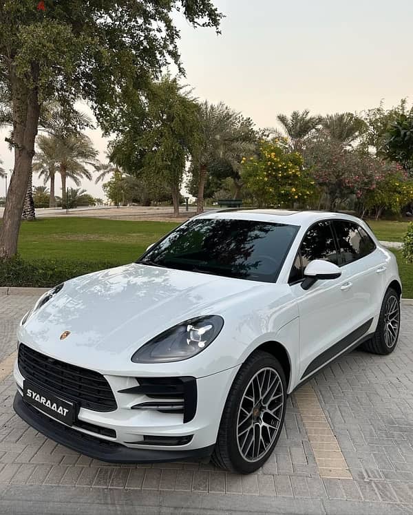 Porsche Macan 2021 1