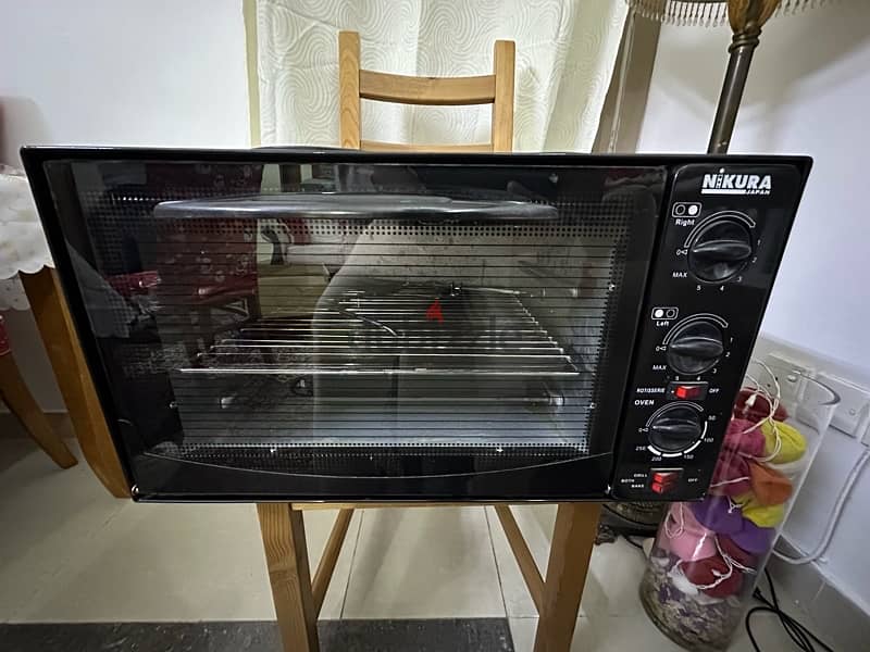 Electric oven with Rotisserie 1